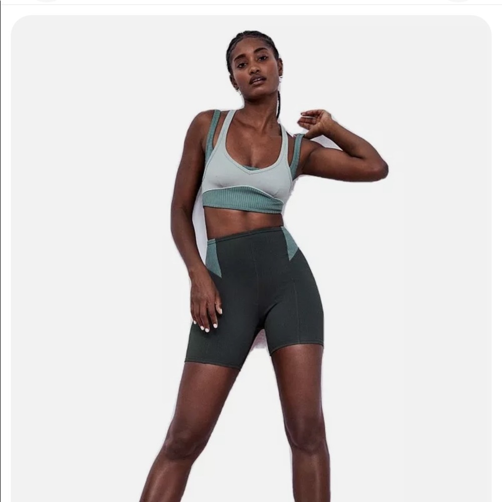 For Love and Lemons workout set